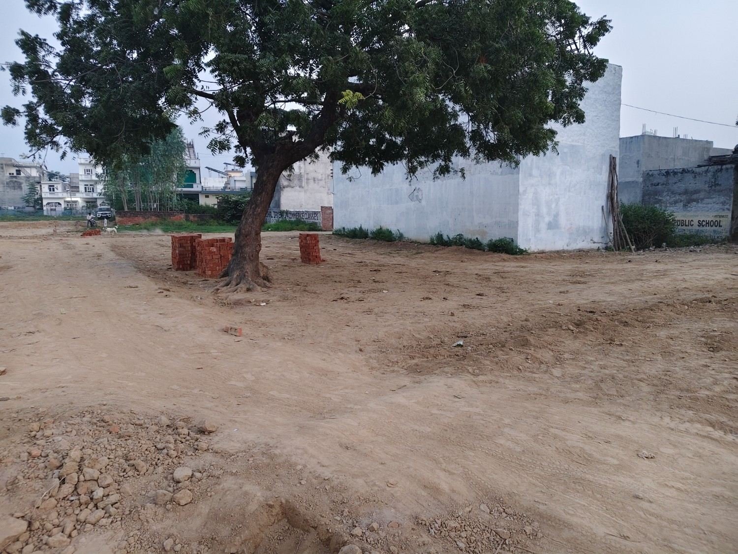 Plot at Madiyaon jankipuram
