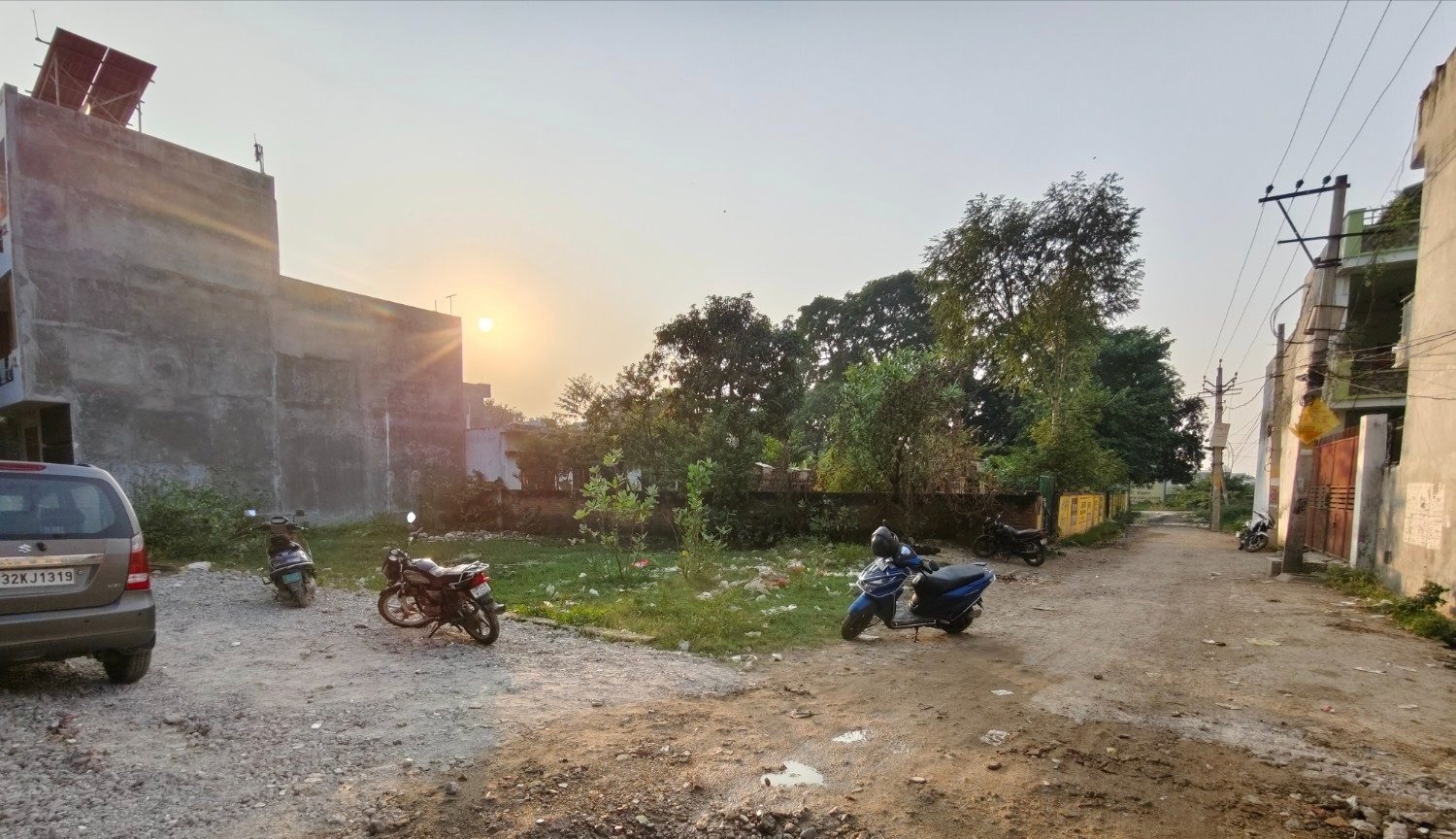 Plot IIM road ( Pradhan Marriage lawn)