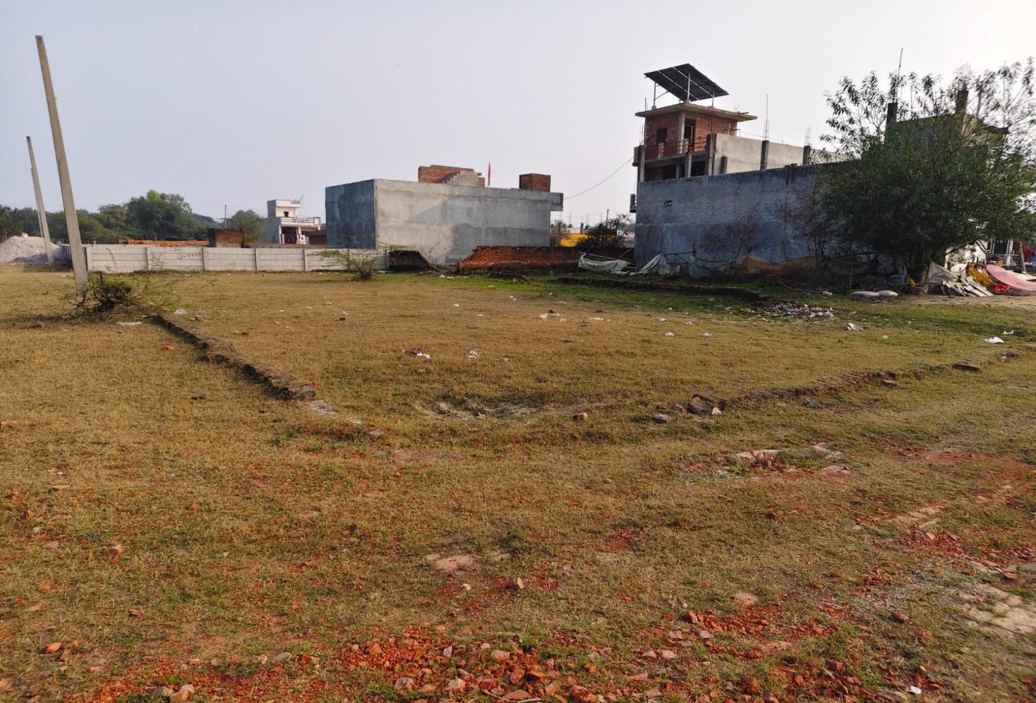 Invest at jankipuram vistar 