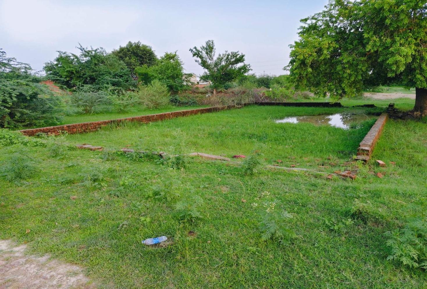 Invest at jankipuram vistar 
